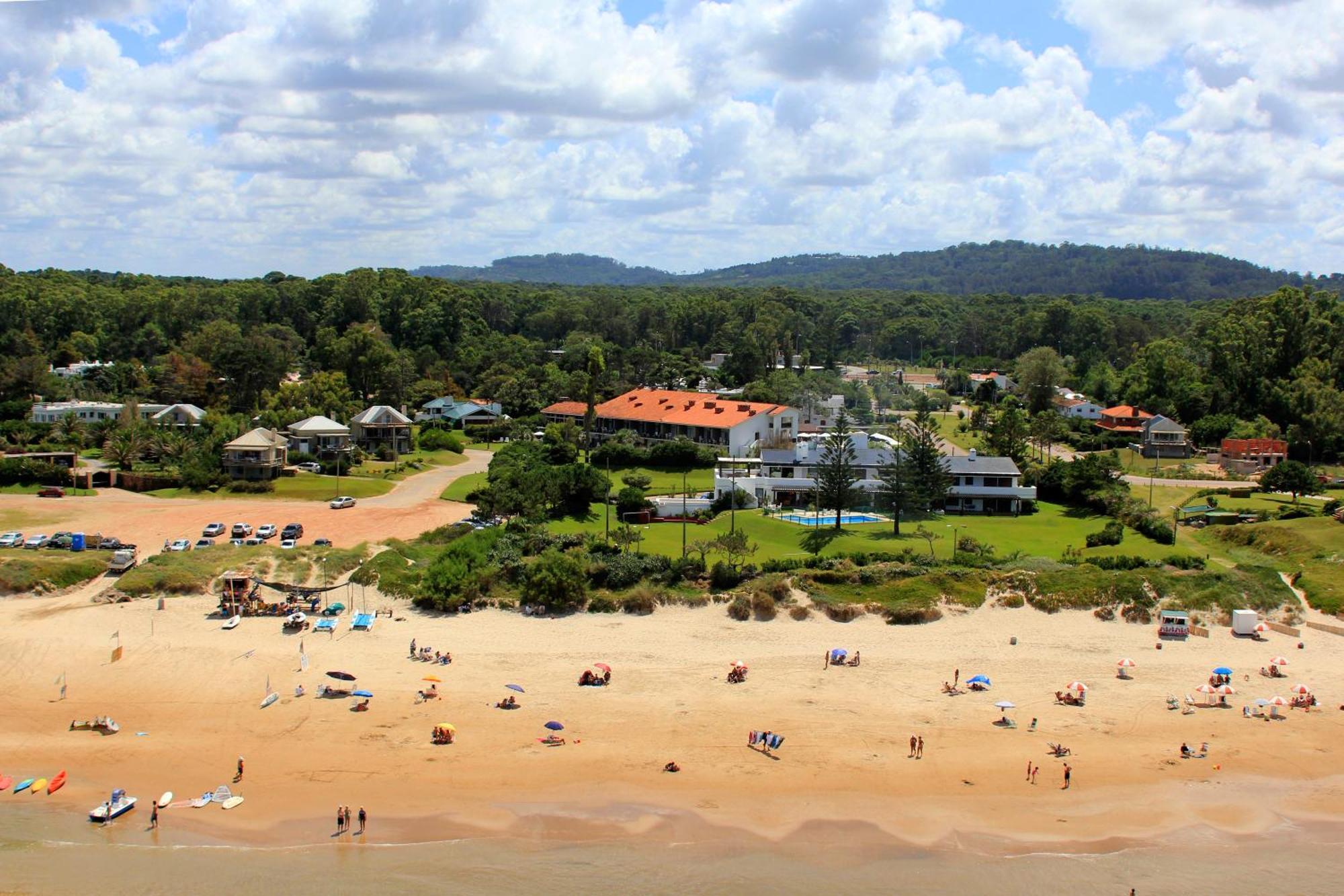 Hotel Terraza Del Mar ปุนตาบาเญนา ภายนอก รูปภาพ