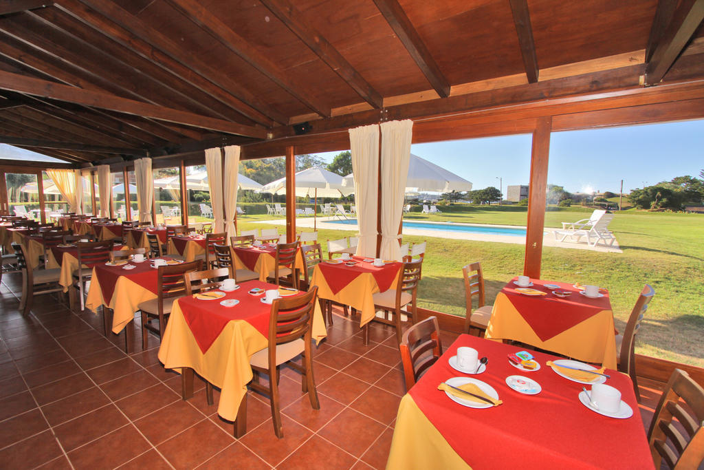 Hotel Terraza Del Mar ปุนตาบาเญนา ภายนอก รูปภาพ