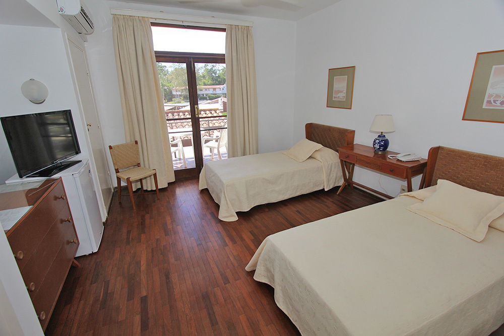 Hotel Terraza Del Mar ปุนตาบาเญนา ภายนอก รูปภาพ